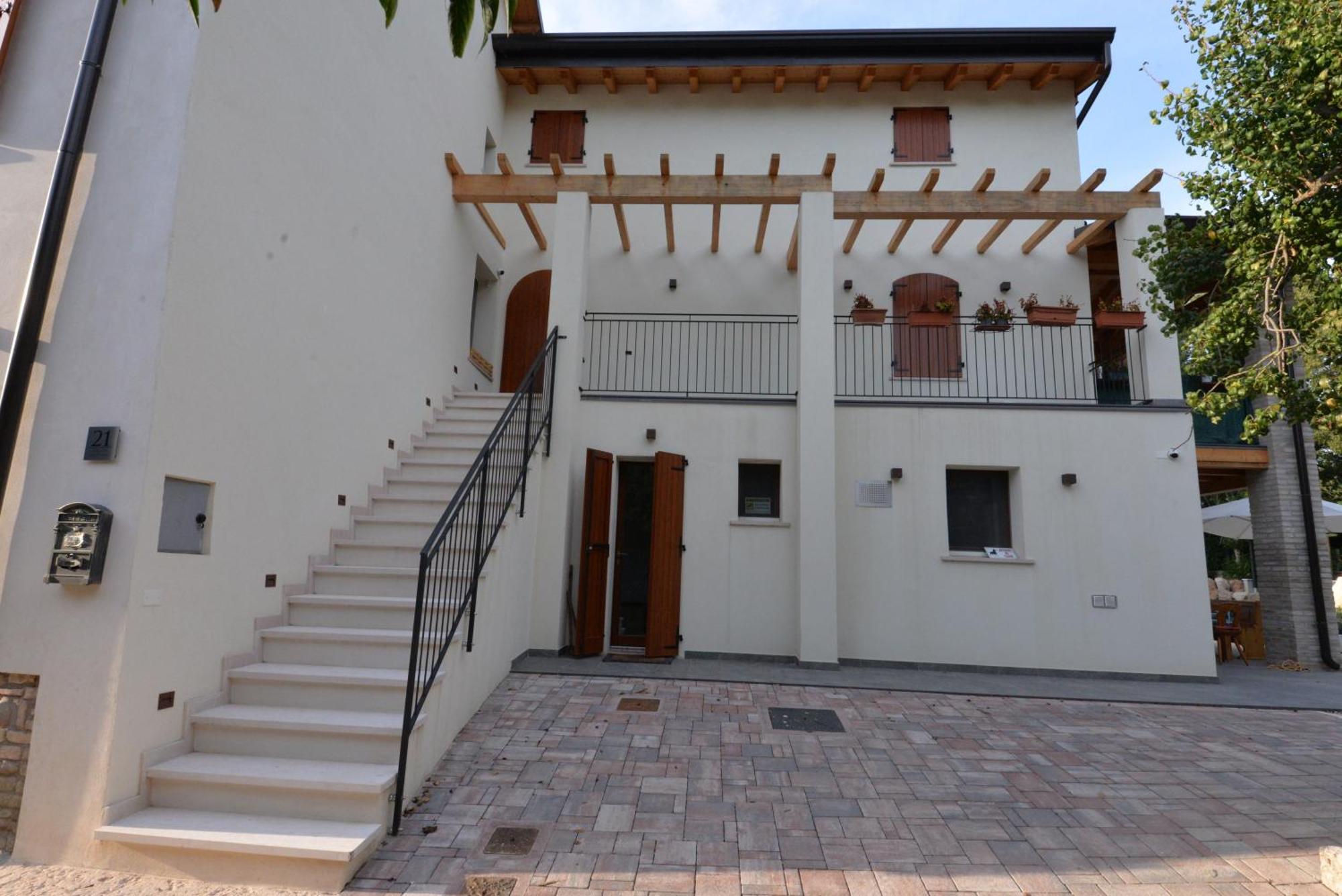 Hotel Casa Dei Colli Monzambano Exterior foto