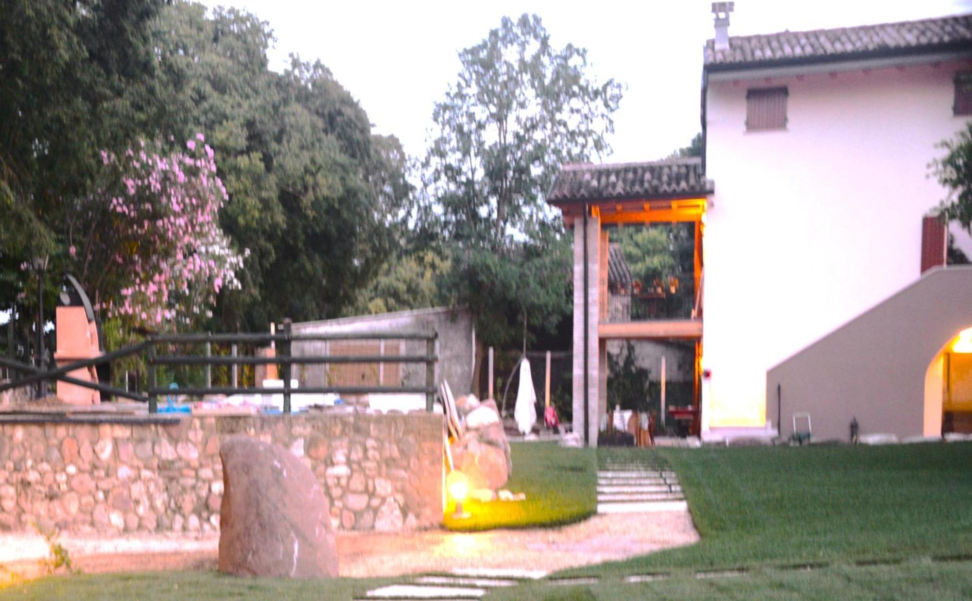 Hotel Casa Dei Colli Monzambano Exterior foto